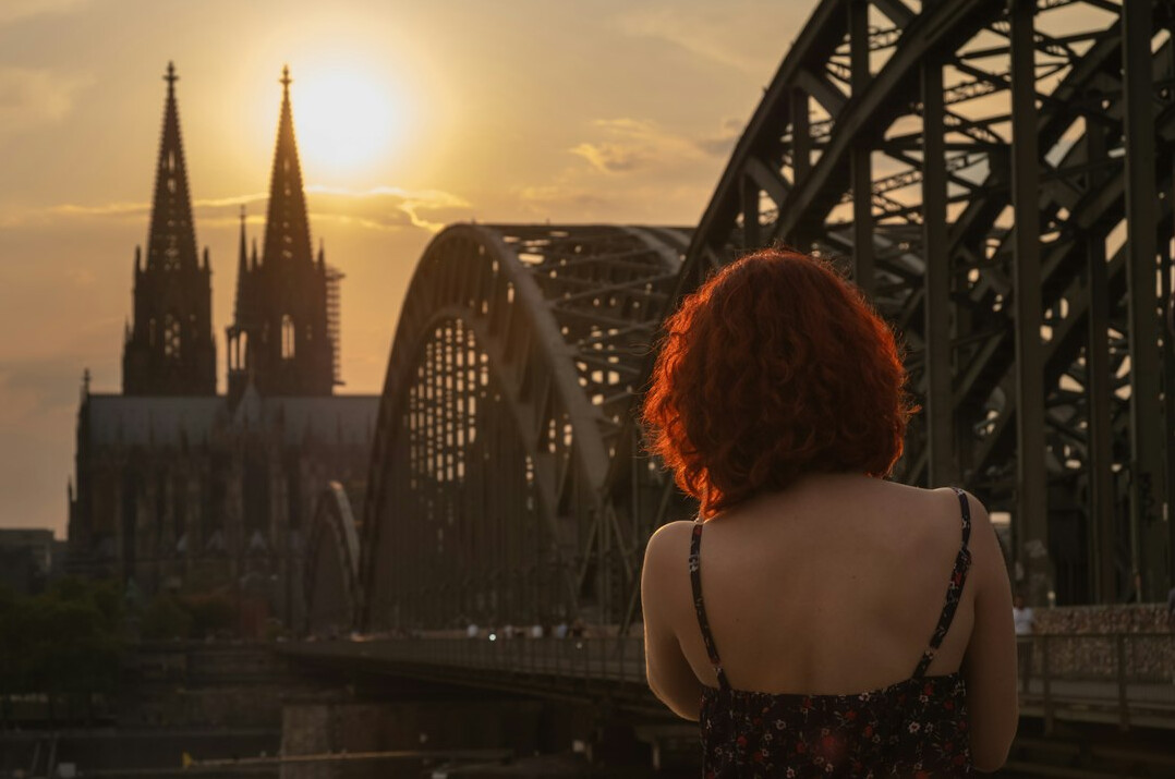 cologne cathedral towers